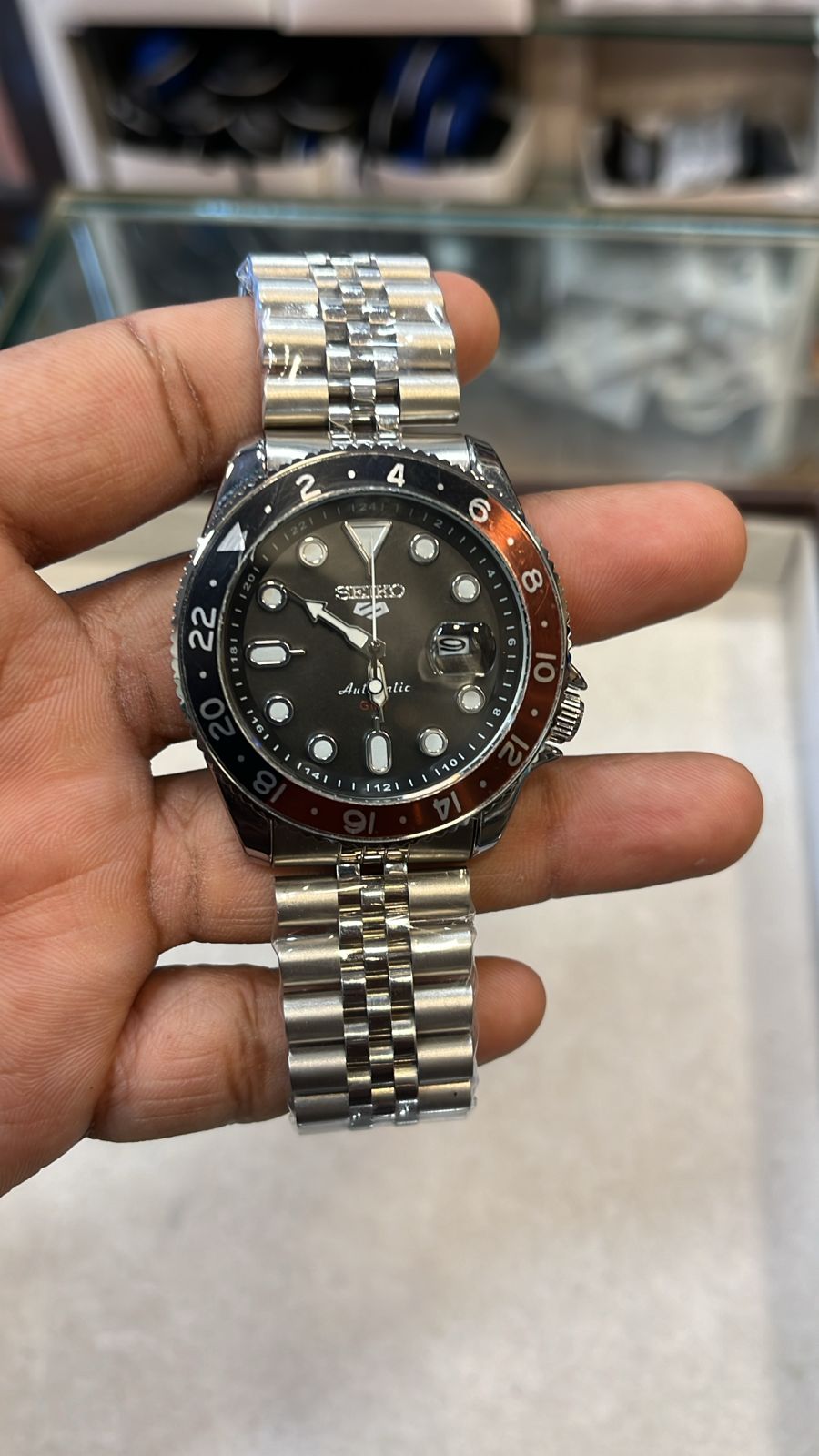 Metal Watch 2